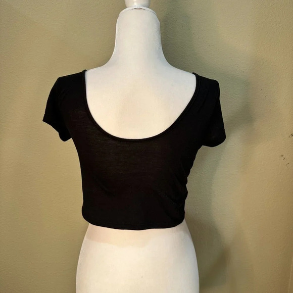 AMERICAN EAGLE Low Back Black Crop Top T Shirt - size small - Picture 4 of 4